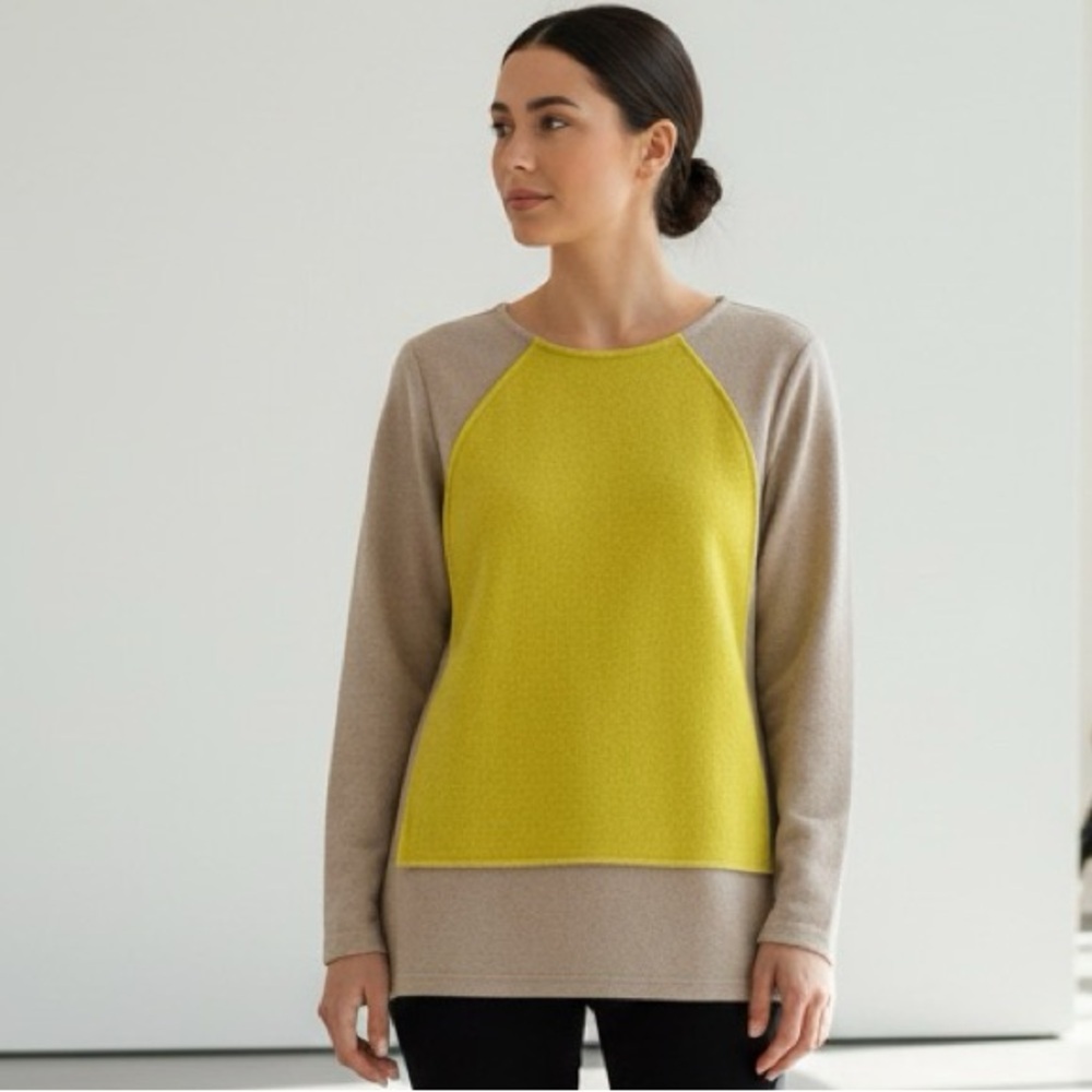 Se Vetir de Arc Tan and Yellow Contrast Boiled Wool Blend Pullover Size L